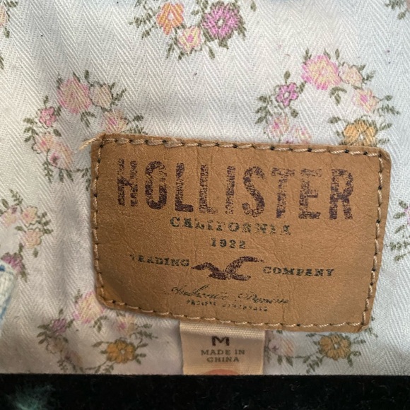 Greatly loved Hollister jean jacket - Picture 2 of 2